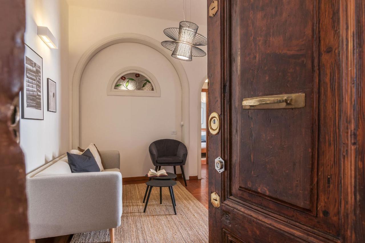 Lively Roma Trastevere Renovated Apartment - FromhometoRoma Dış mekan fotoğraf