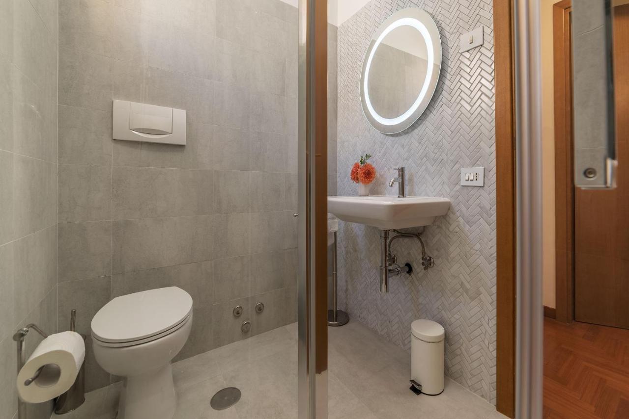 Lively Roma Trastevere Renovated Apartment - FromhometoRoma Dış mekan fotoğraf